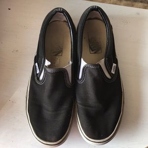 Vans authentic slip ons